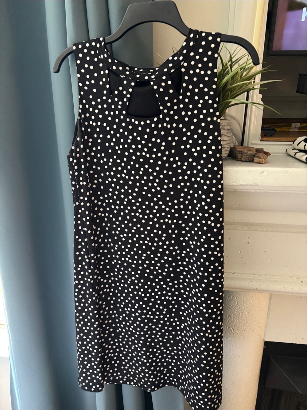 Sleeveless Black Polka Dot Mini Dress with Keyhole Neckline